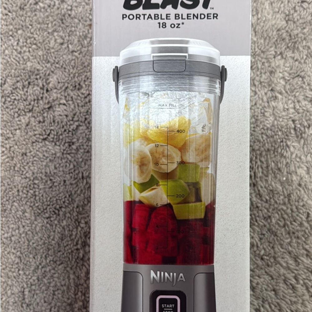 Ninja Portable Blender with Gray and Clear Design